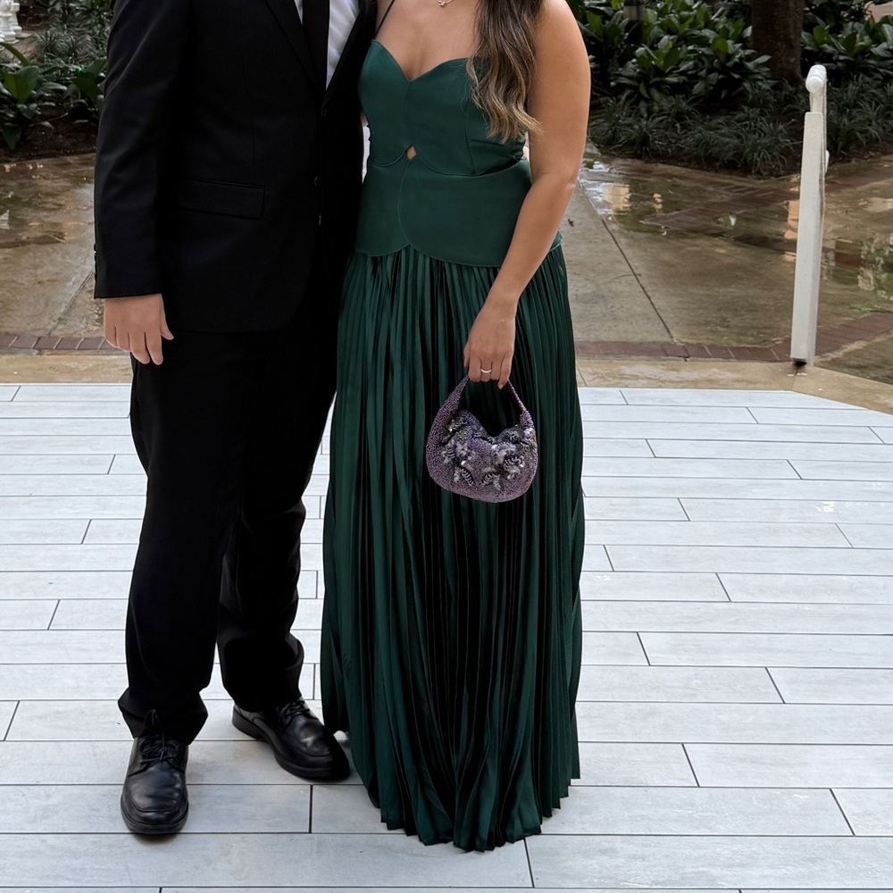 Elegant Green Pleated Gown